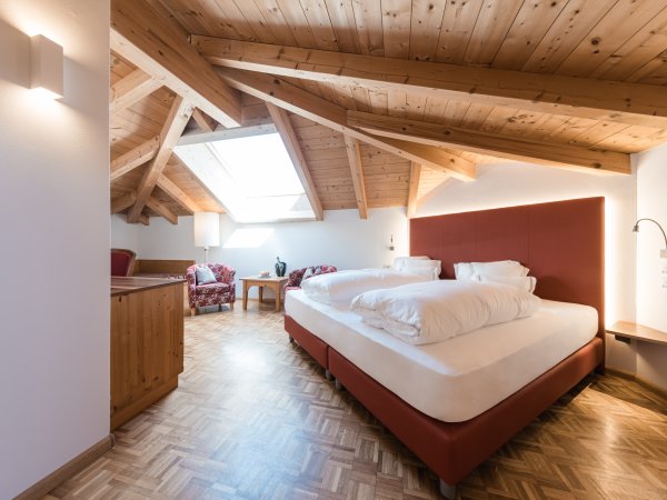 Wellness Hotel Alpenflora, Dolomites, Castelrotto, South Tyrol - Rooms & Suites